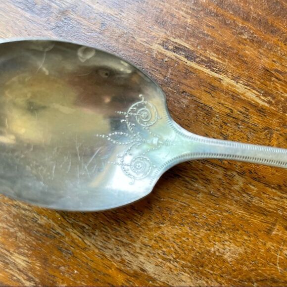 Antique 1921 Oneida Community Plate Silver Grosvenor Sugar Spoon - Picture 5 of 8